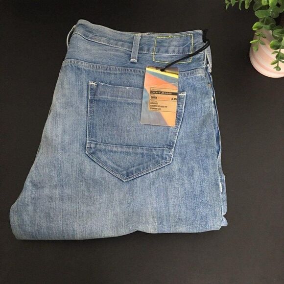 DKNY  Mens Jeans size 40/32 - Picture 7 of 7